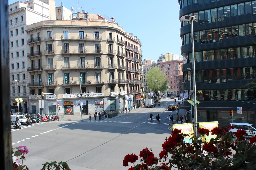 Sleep Green - Certified Eco Youth Hostel Barcelona Exterior foto